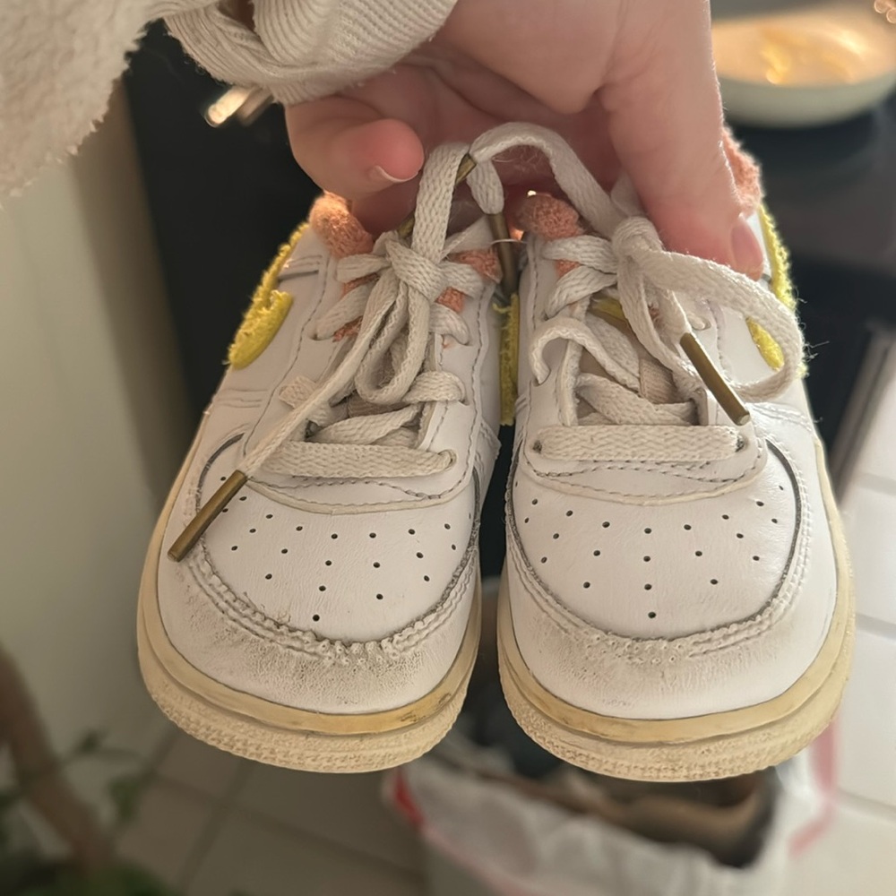 Nike Air Force 1 Toddler 6C White Yellow‎ Strike-Phantom DV2200-100 New